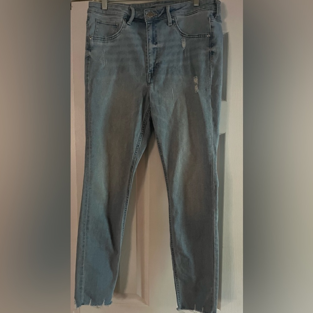 EUC, H&M Curvy Blue Jeans Jeggings, Blue, Size 12